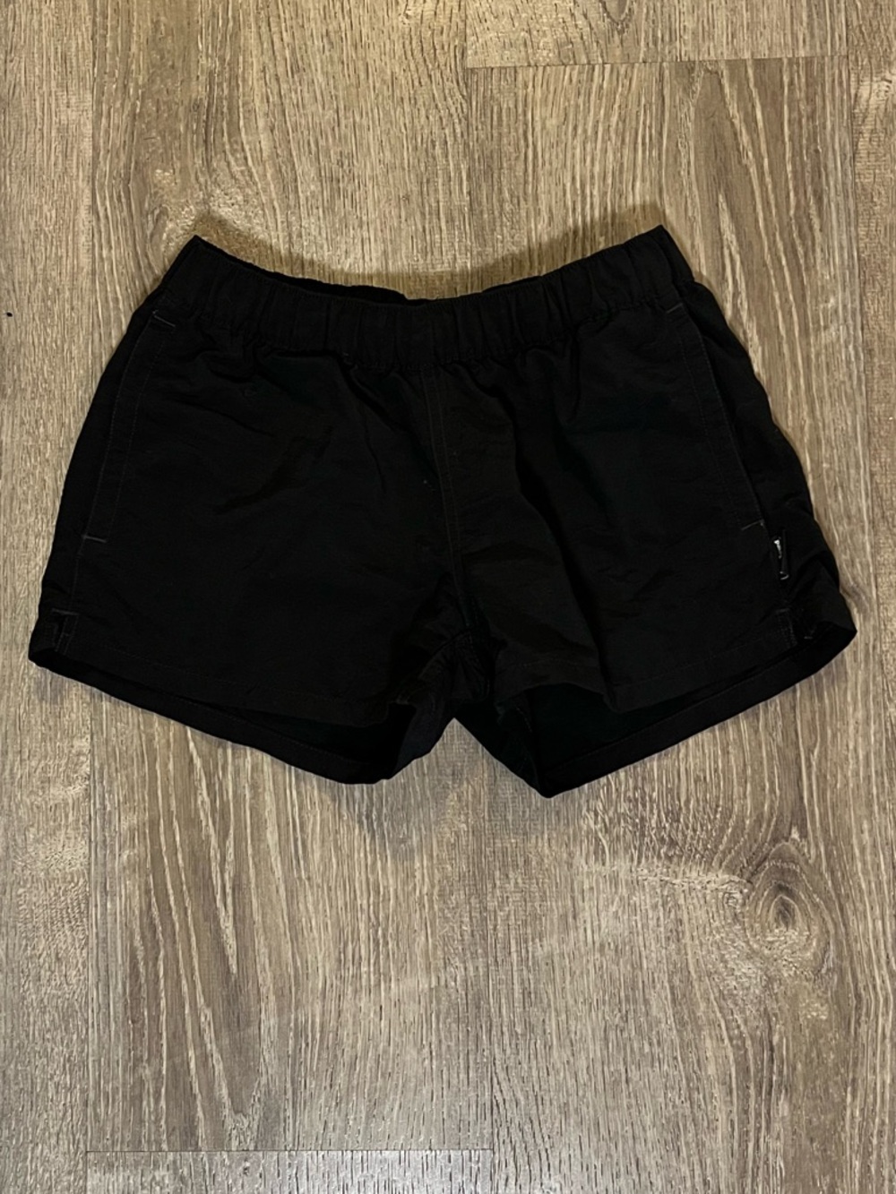 Patagonia women’s Barely Baggies Shorts 2.5”